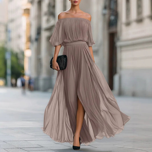 Beautifully Finished Dress in a Timeless Design