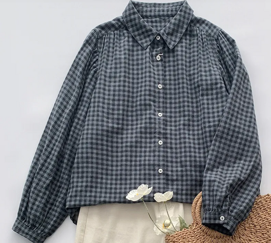 Effortlessly Elegant Shirt with a Timeless Design