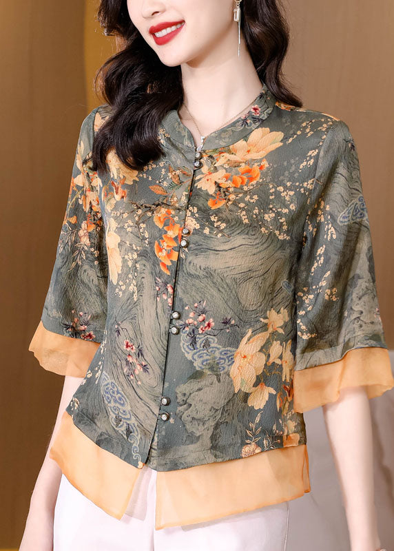 Gracefully Styled Blouse for Any Occasion