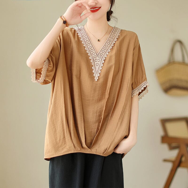 Effortlessly Elegant T-Shirt with a Timeless Design
