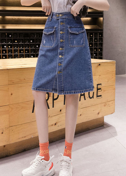 Sophisticated Garment with a Clean Classic Look