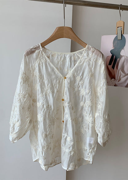 Polished Top with an Effortless Classic Look