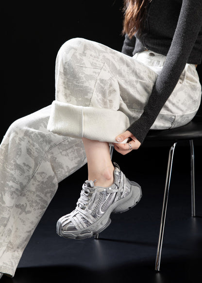 Beautifully Finished Pants in a Timeless Design