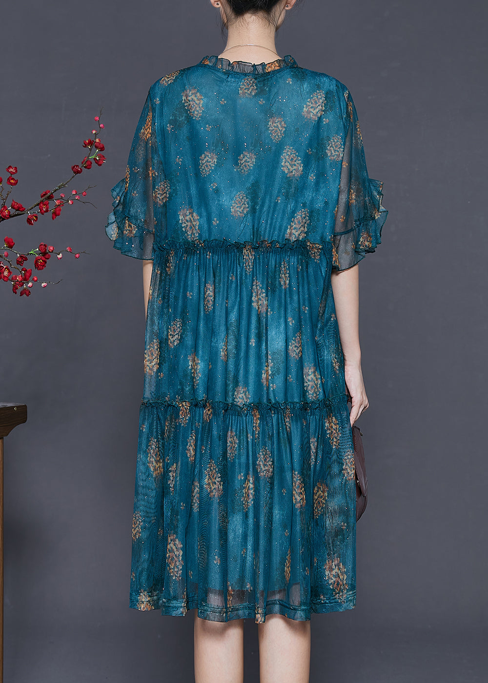 Classic Vintage Dress with a Flattering Fit