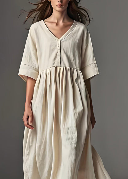 Effortlessly Elegant Dress with a Timeless Design