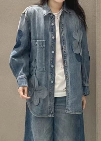 Gracefully Styled Coat for Any Occasion