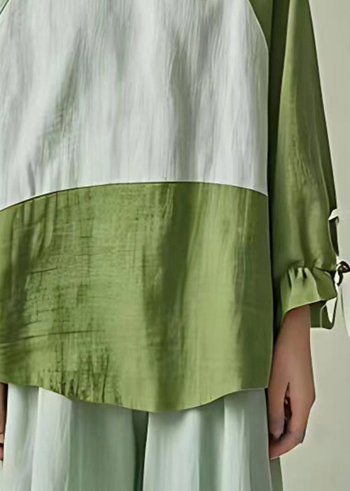 Effortlessly Elegant Blouse with a Timeless Design