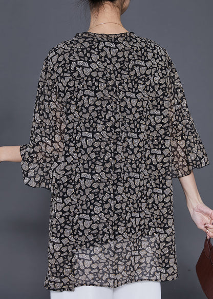 Effortlessly Elegant Top with a Timeless Design