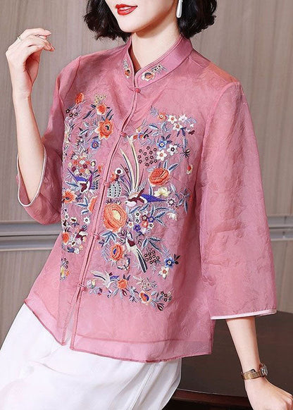 Effortlessly Elegant Shirt with a Timeless Design