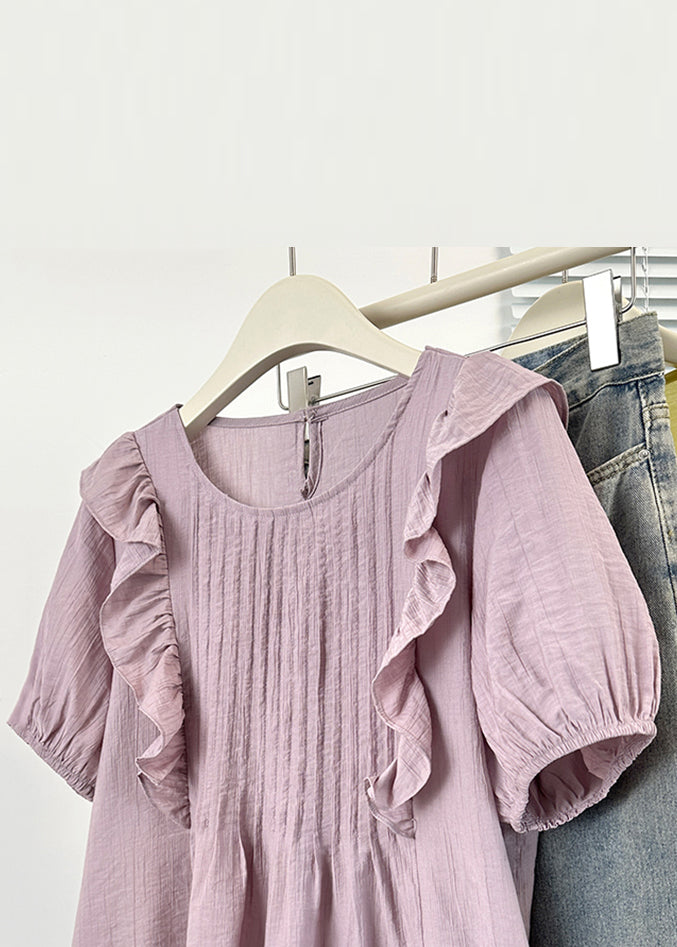 Classic Vintage Blouse with a Flattering Fit