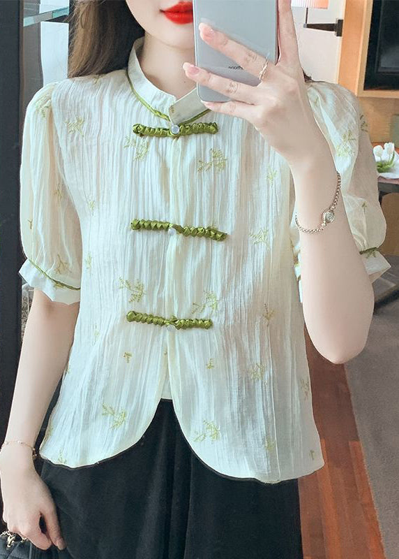 Elegantly Styled Shirt for Everyday Wear