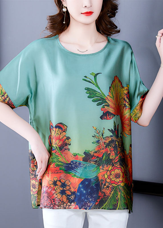 Sophisticated Top with a Clean Classic Look