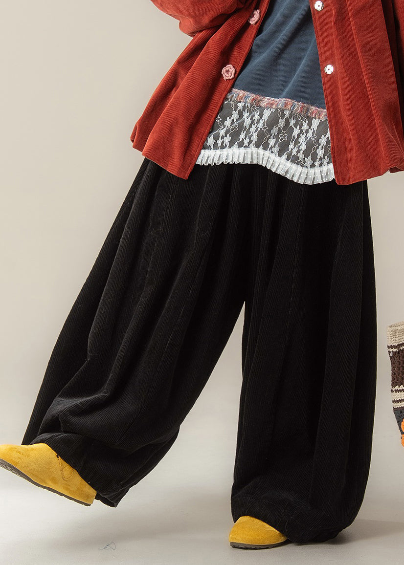 Classic Vintage Pants with a Flattering Fit