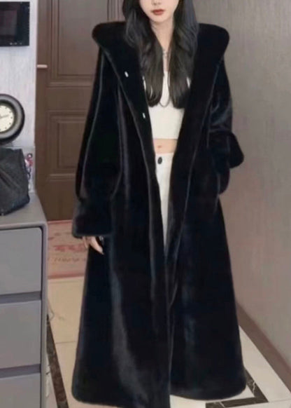 Gracefully Styled Coat for Any Occasion