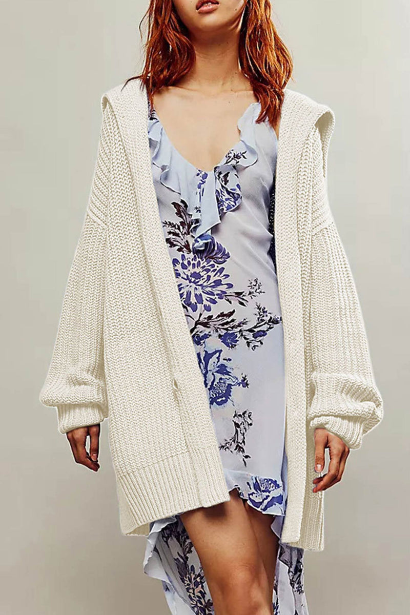 Classic Vintage Cardigan with a Flattering Fit