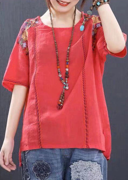 Effortlessly Elegant Top with a Timeless Design