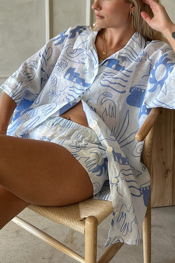 Classic Vintage & Enduringly Stylish Blouse