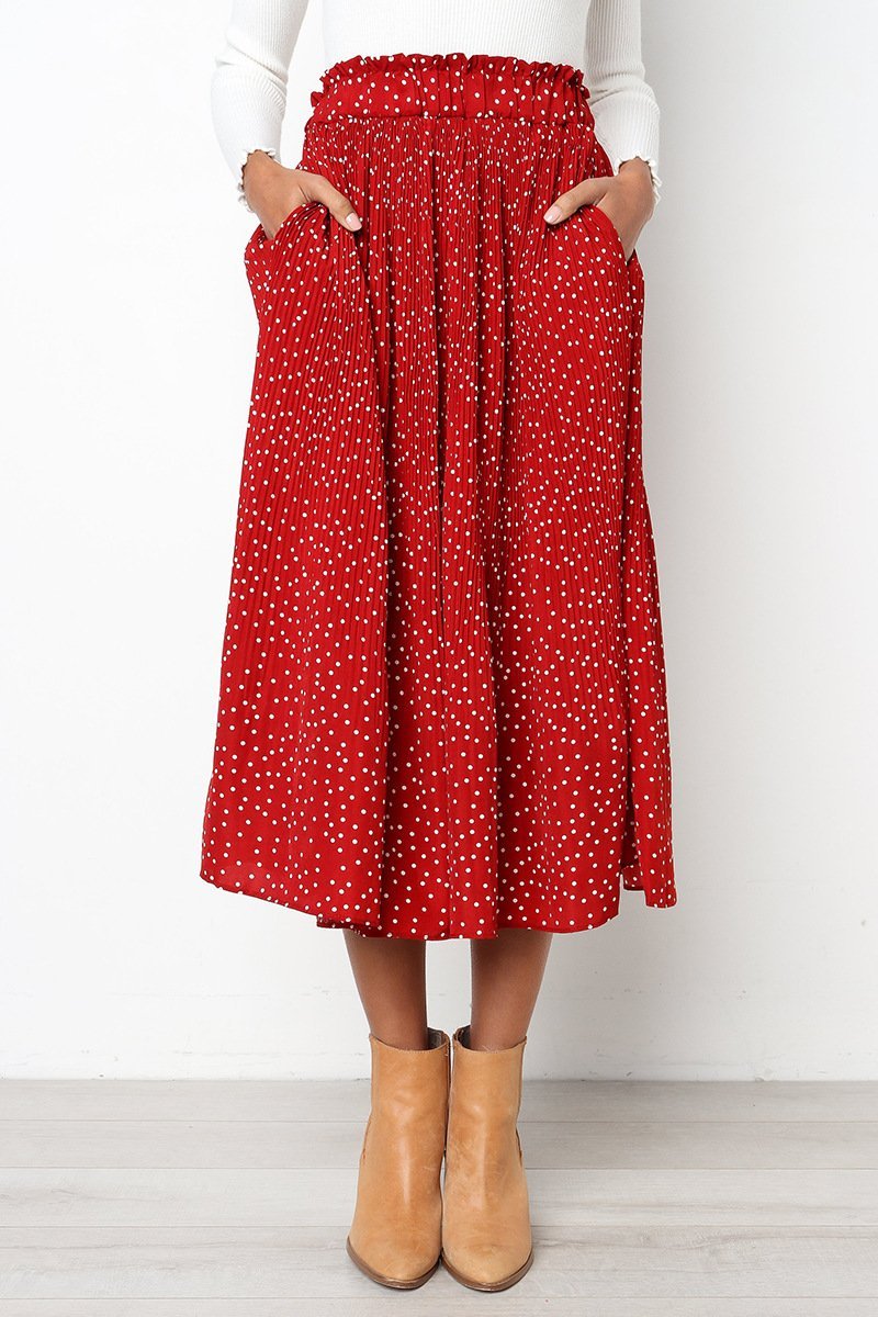 Well Tailored Garment with a Graceful Silhouette