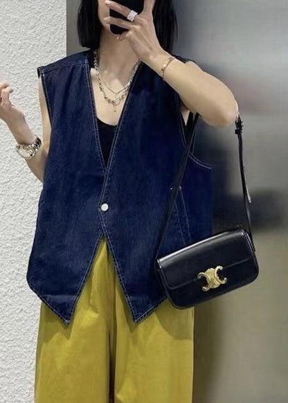 Gracefully Styled Coat for Any Occasion