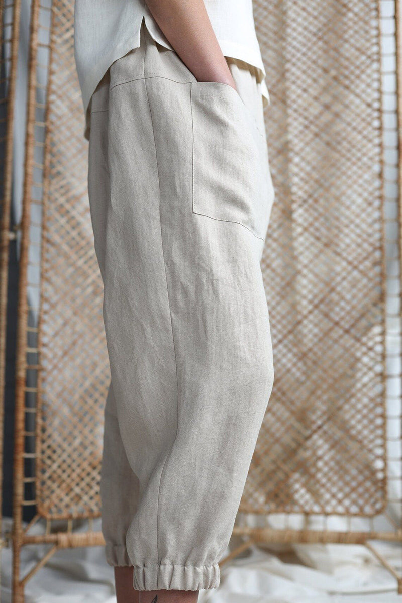 Elegantly Styled Pants for Everyday Wear