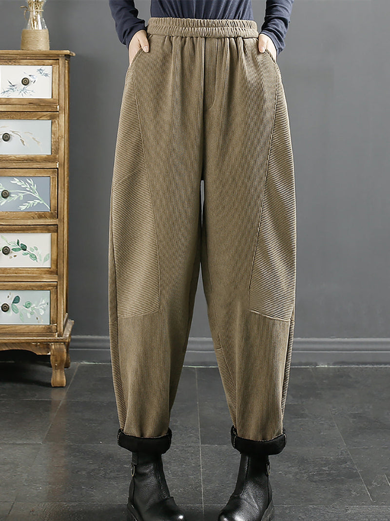 Effortlessly Elegant Pants with a Timeless Design
