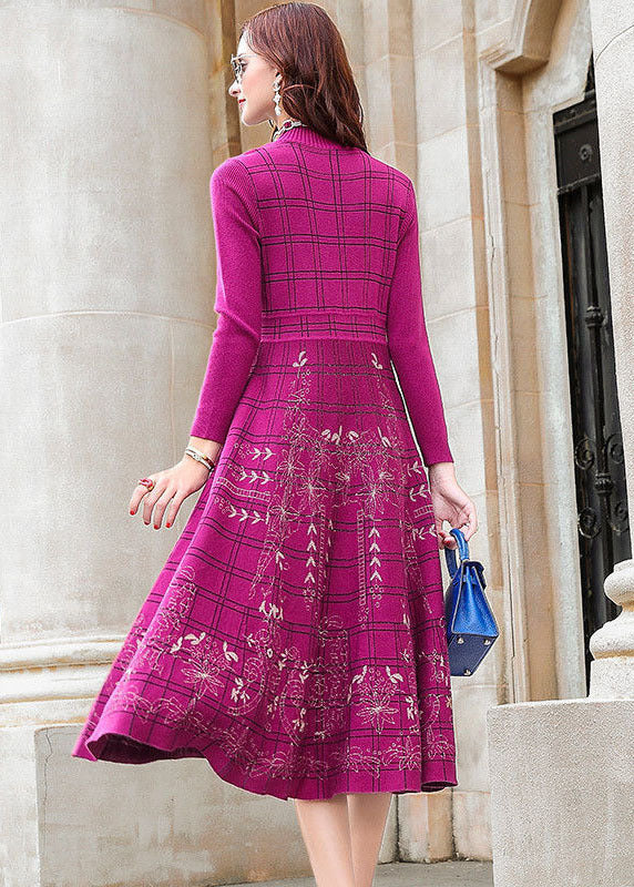 Classic Vintage Sweater with a Flattering Fit
