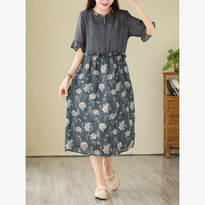 Beautifully Finished Dress in a Timeless Design