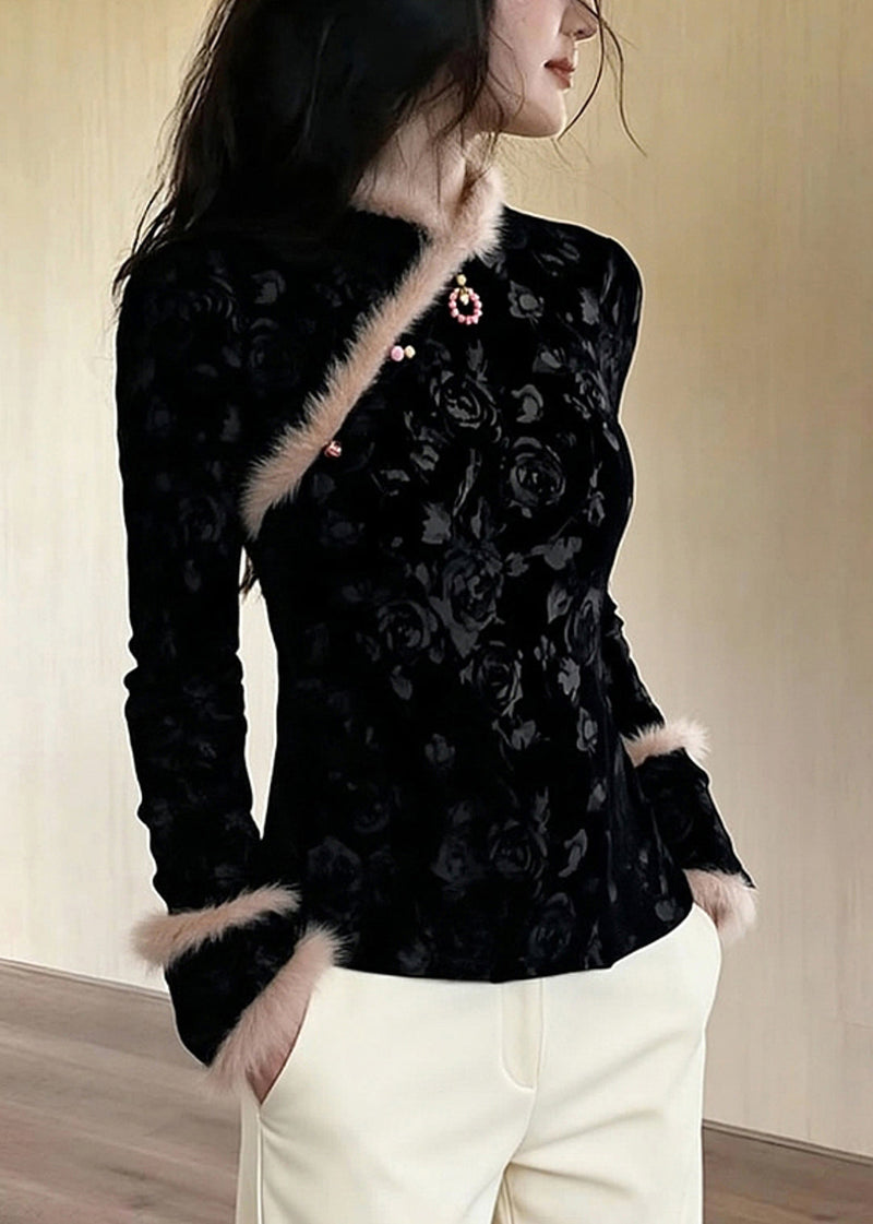 Beautifully Finished Blouse in a Timeless Design