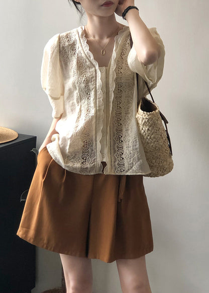 Elegantly Styled Blouse for Everyday Wear