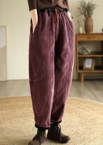 Effortlessly Elegant Pants with a Timeless Design