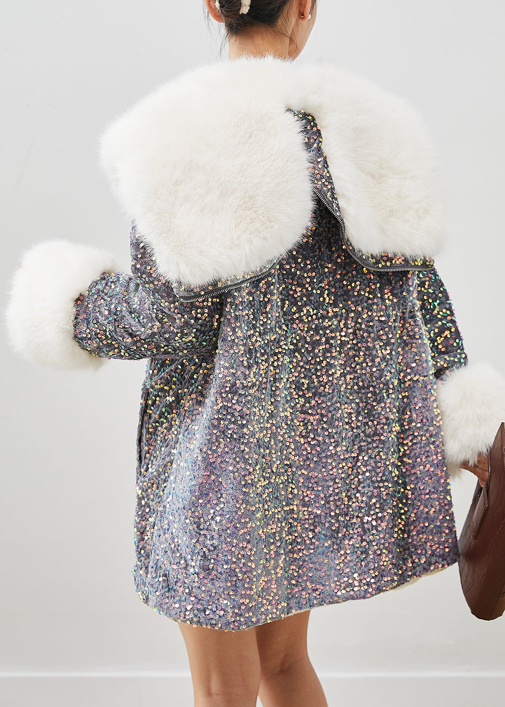 Effortlessly Elegant Coat with a Timeless Design
