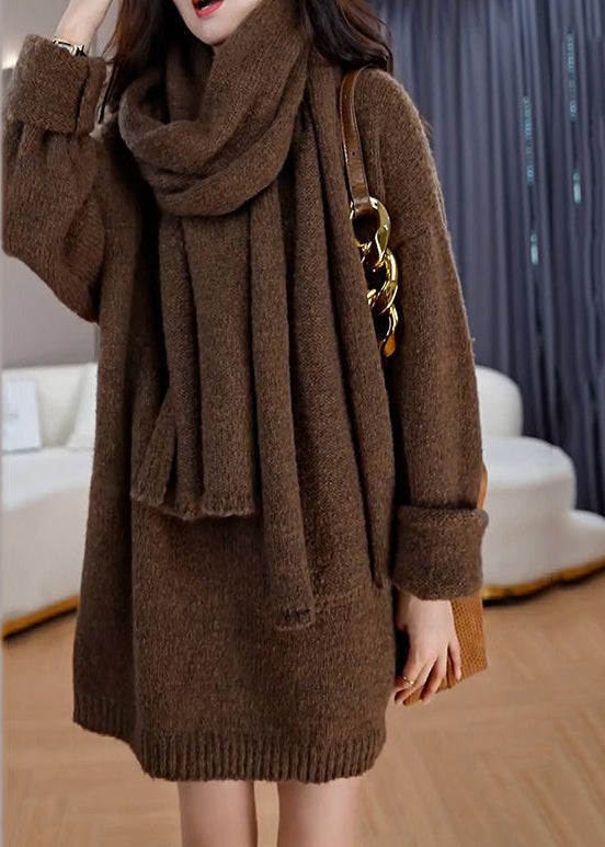 Classic Vintage Sweater with a Flattering Fit