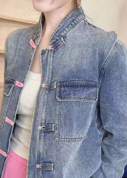 Classic Vintage & Enduringly Stylish Coat