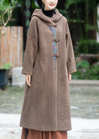 Well Tailored Coat with a Graceful Silhouette