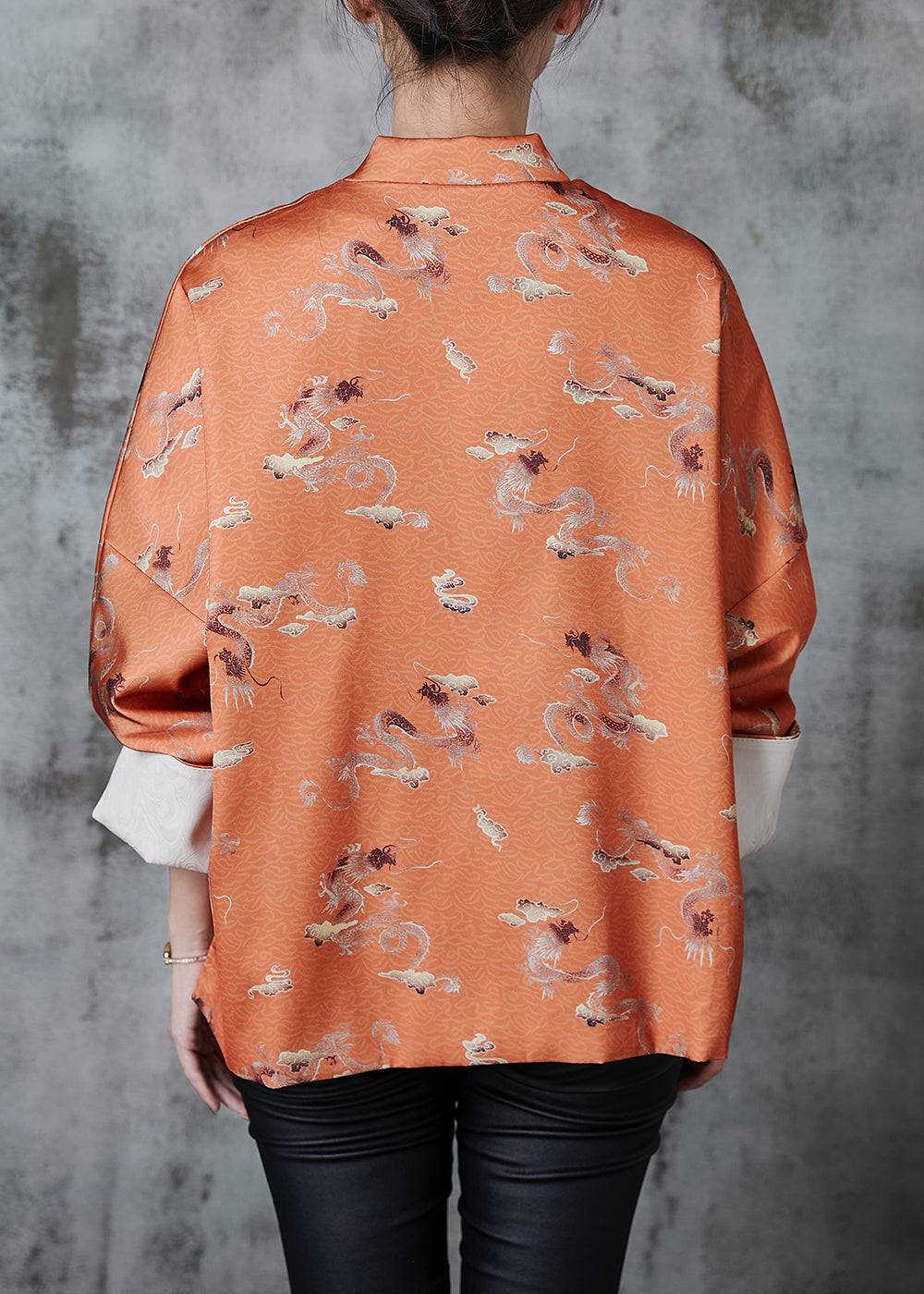 Elegantly Styled Coat for Everyday Wear