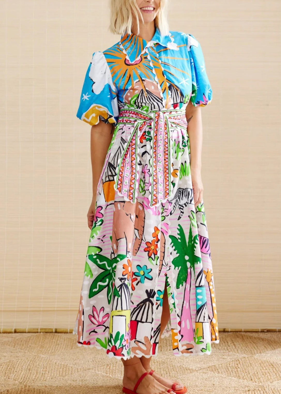 Beautifully Finished Dress in a Timeless Design