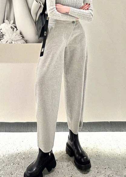 Classic Vintage Pants with a Flattering Fit