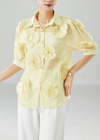 Classic Vintage Shirt with a Flattering Fit
