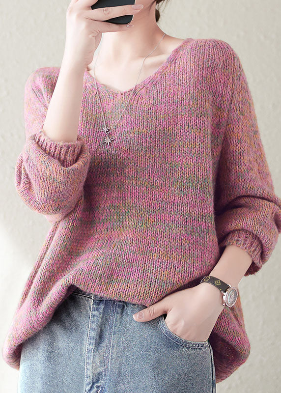 Classic Vintage Sweater with a Flattering Fit