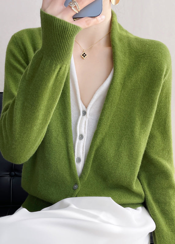 Sophisticated Top with a Clean Classic Look