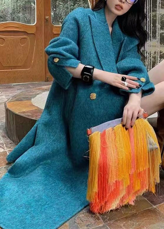 Sophisticated Coat with a Clean Classic Look