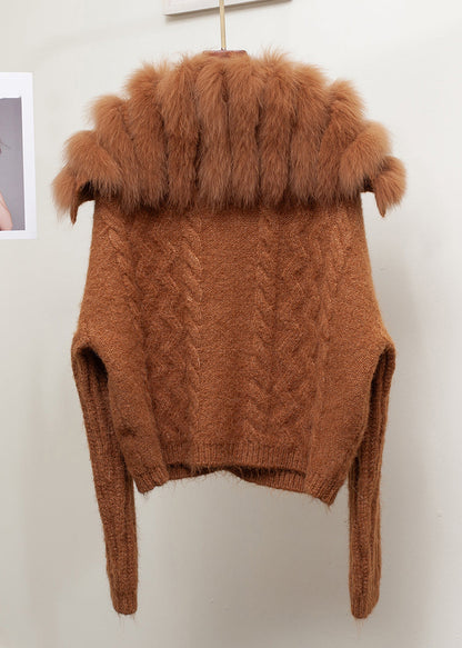 Gracefully Styled Coat for Any Occasion