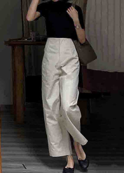 Sophisticated Pants with a Clean Classic Look