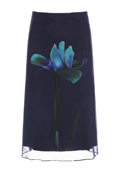 Well Tailored Garment with a Graceful Silhouette