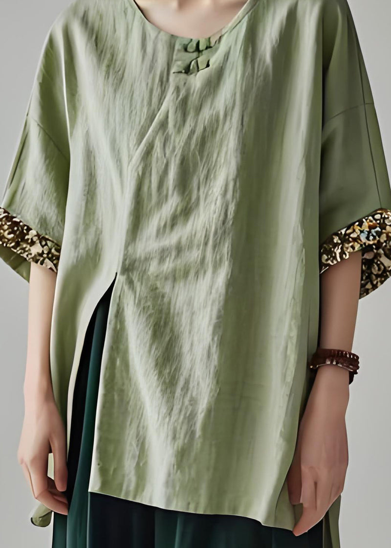 Sophisticated Blouse with a Clean Classic Look