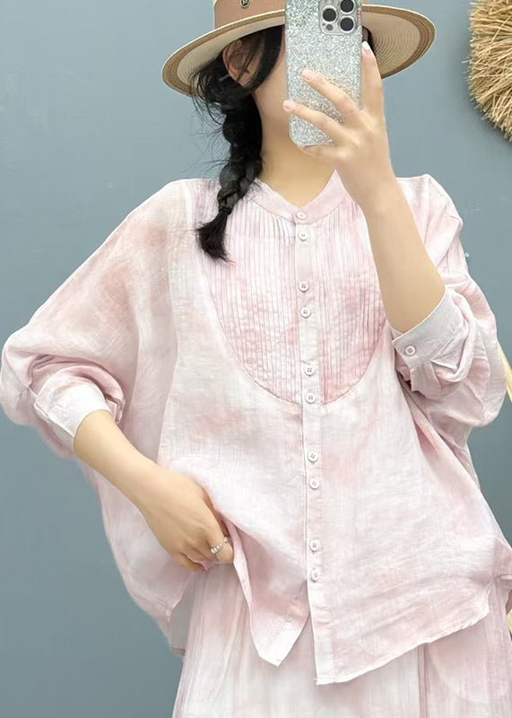 Classic Vintage Shirt with a Flattering Fit