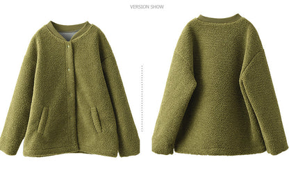 Beautifully Finished Coat in a Timeless Design