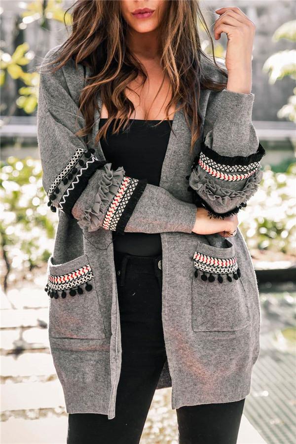 Effortlessly Elegant Cardigan with a Timeless Design