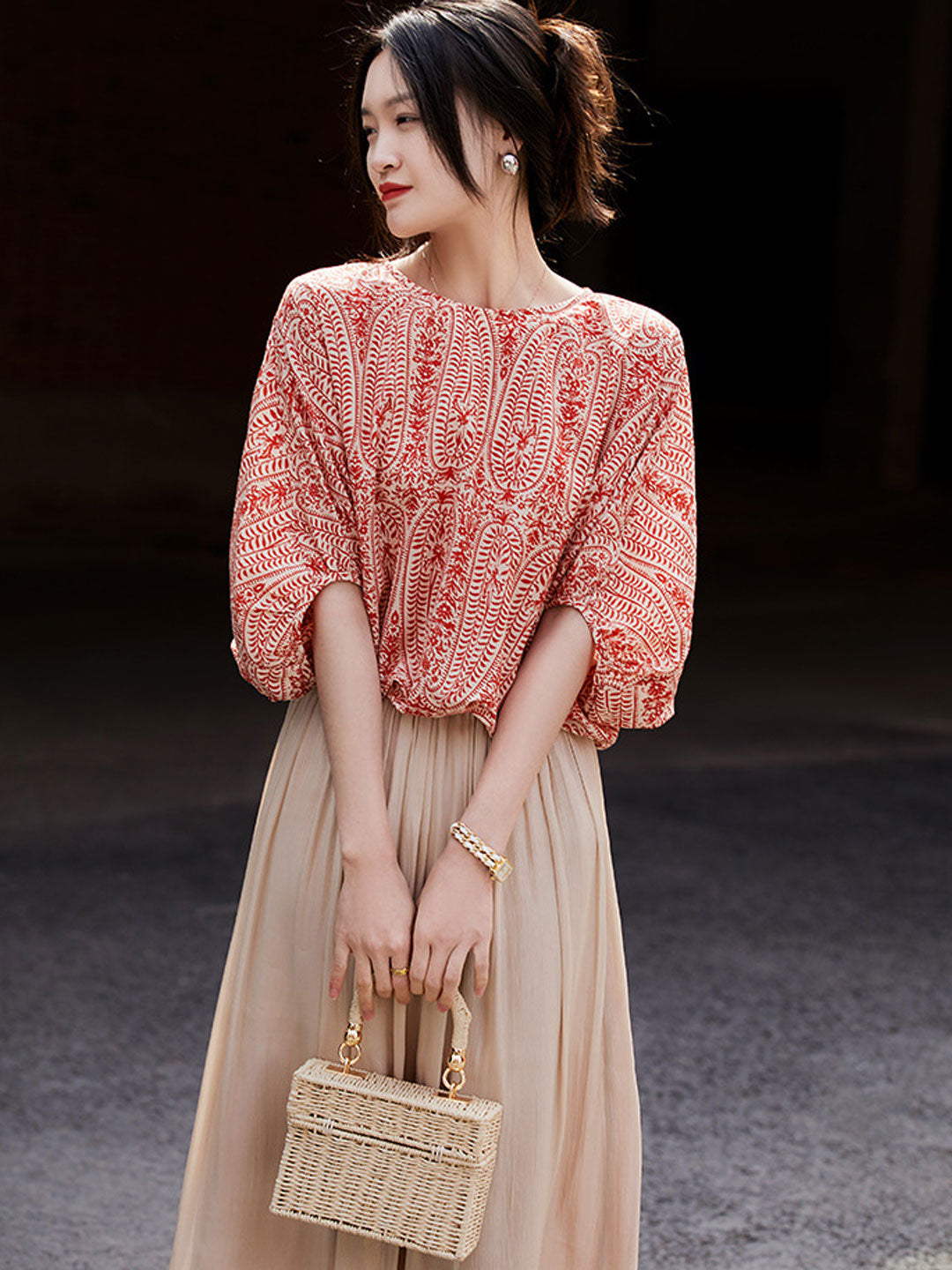 Beautifully Finished Blouse in a Timeless Design