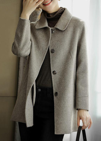Elegantly Styled Coat for Everyday Wear